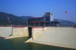 ��ɽ�L(zh��ng)�dˮ��