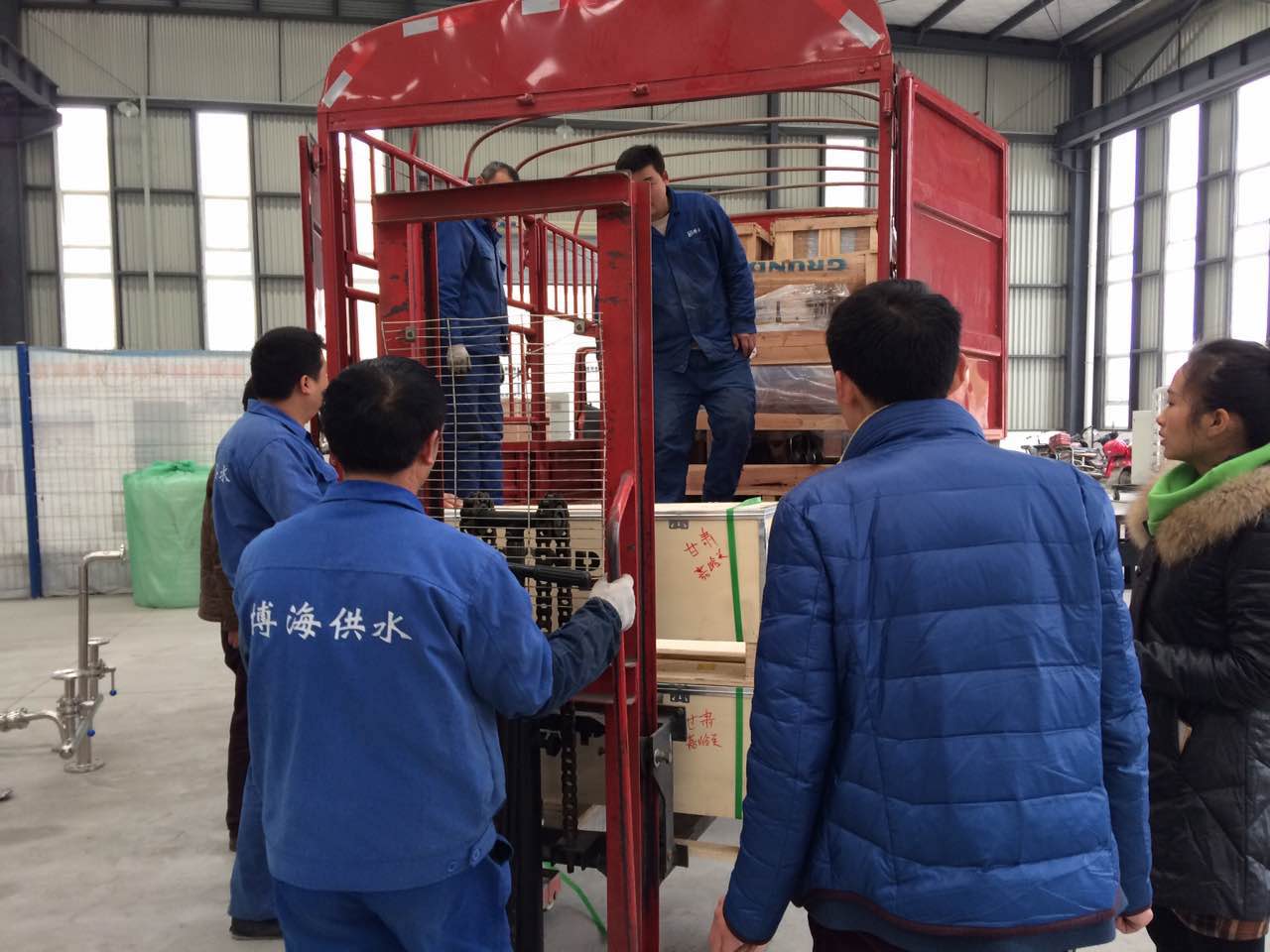 ��������(ji��)������ˮ �L(f��ng)��o�����҂���·��