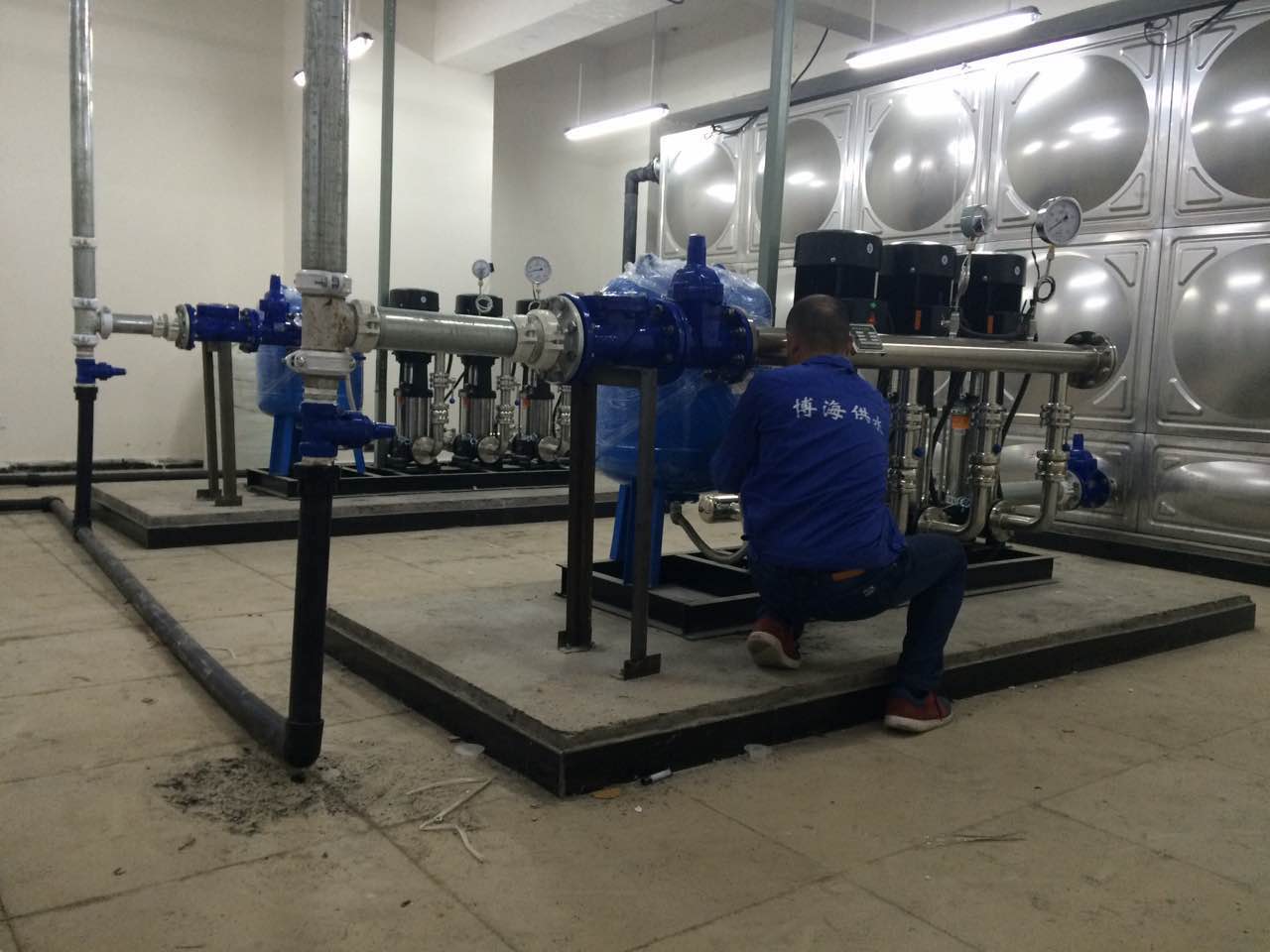 �˽���ι�ˮ�O��ע����� �����Lʹ�É���