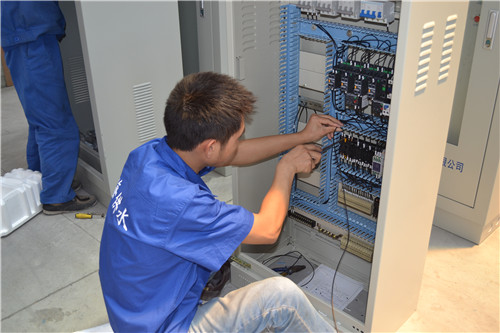 ����������ߌӽ������νoˮ�O(sh��)��ą^(q��)��